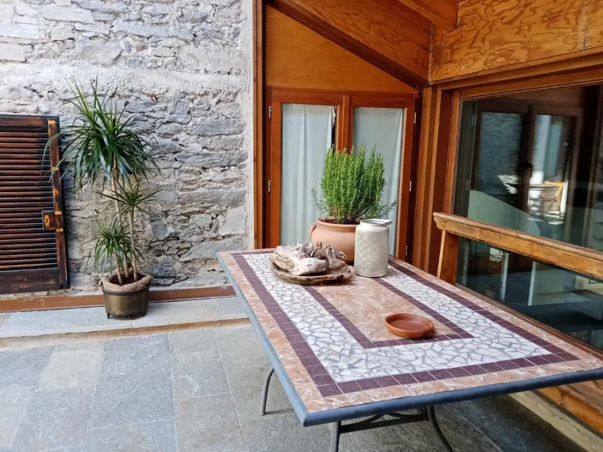 Cascina Borgofrancone Lejlighedshotel Gera Lario 3*,  Italien