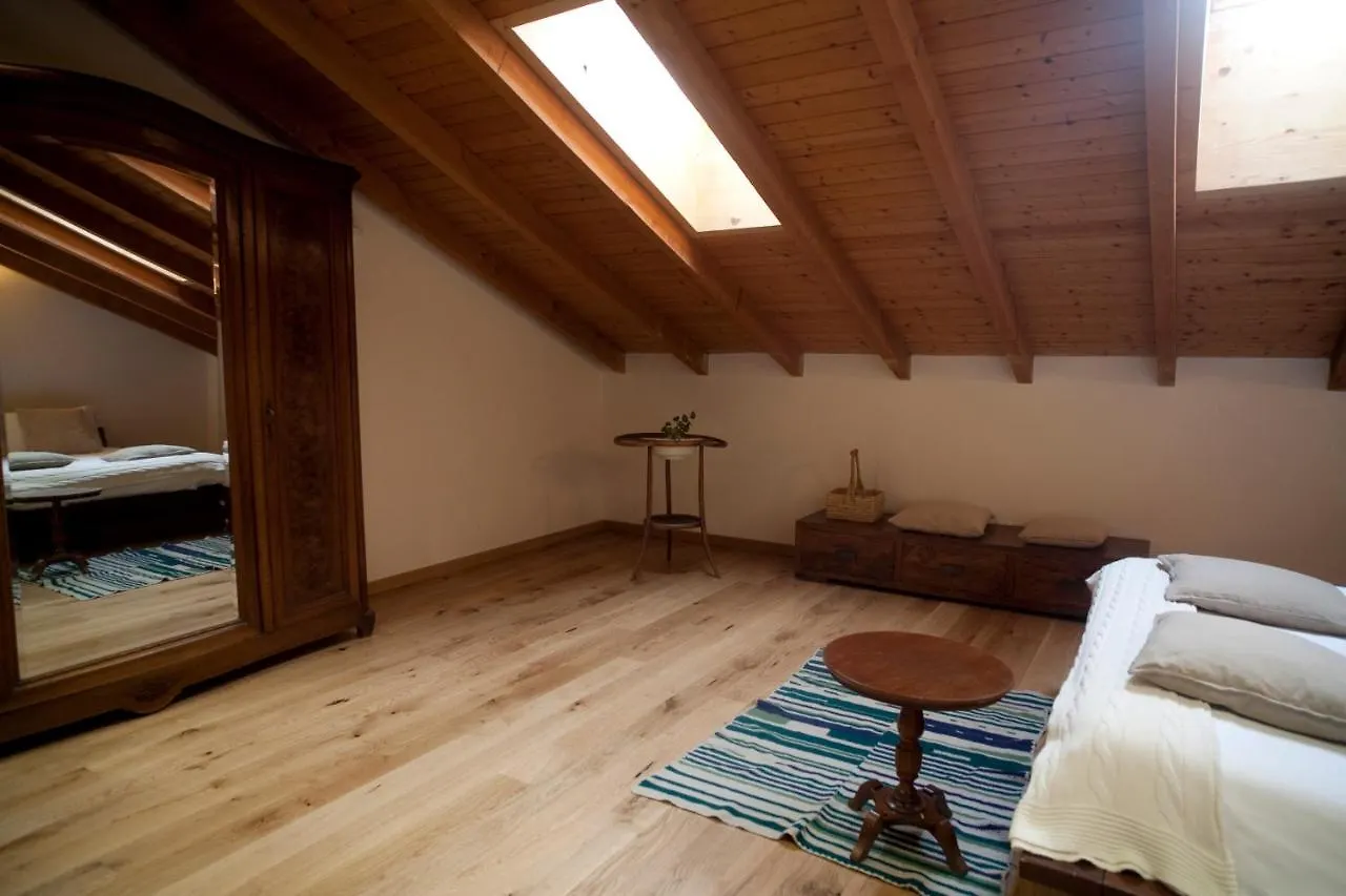 Cascina Borgofrancone Lejlighedshotel Gera Lario Italien