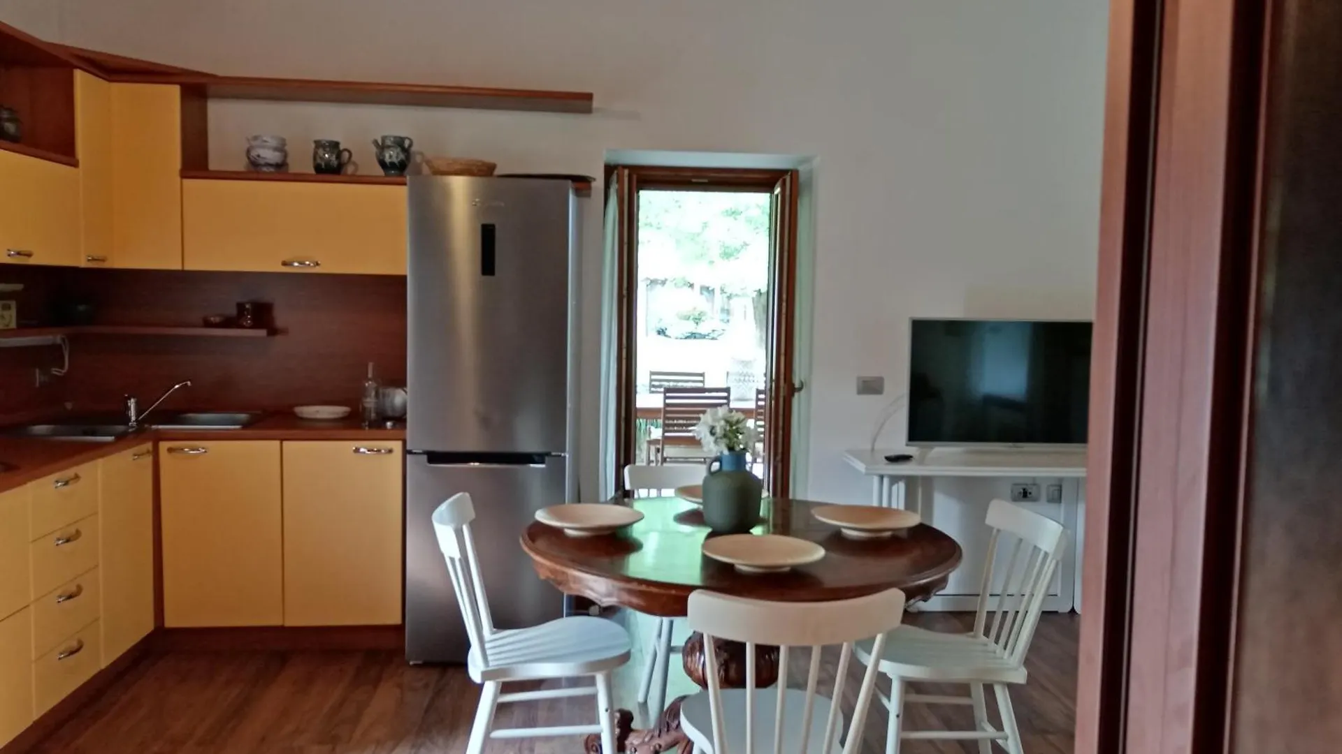 Апарт отель Cascina Borgofrancone Джера-Ларио 3*,  Италия