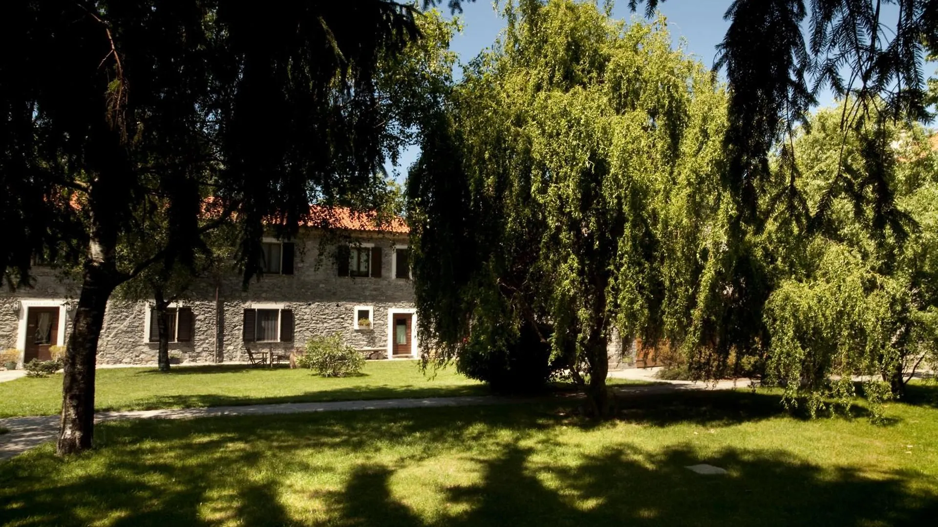 Апарт отель Cascina Borgofrancone Джера-Ларио