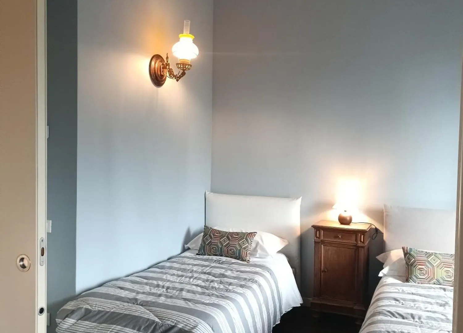 Cascina Borgofrancone Aparthotel Gera Lario