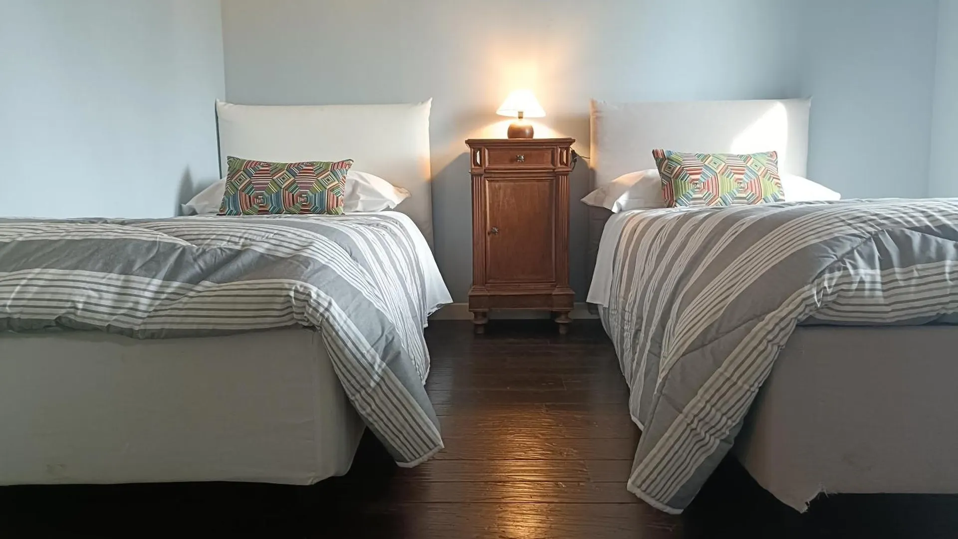 Cascina Borgofrancone Aparthotel Gera Lario